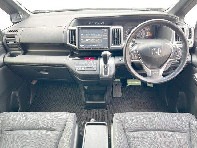 HONDA STEPWAGON SPADA 2014 Image 31
