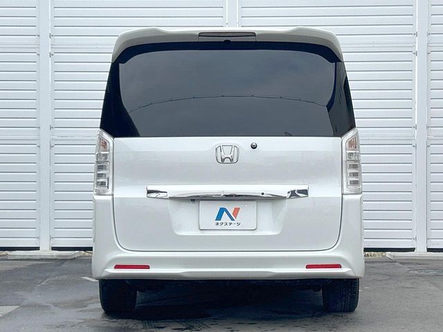 HONDA STEPWAGON SPADA 2014 Image 31