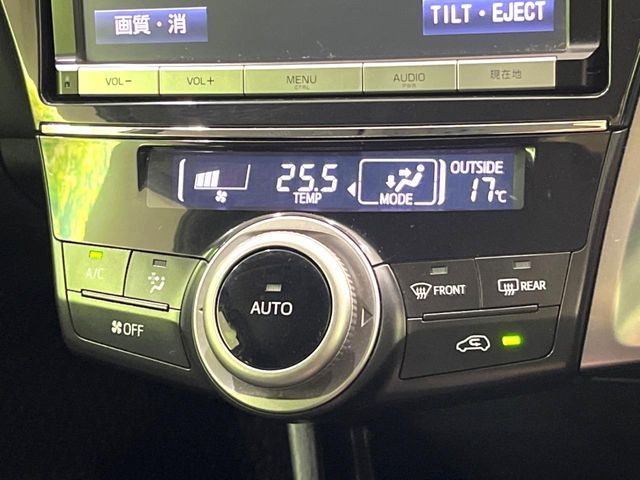 TOYOTA PRIUS ALPHA 2014 Image 31