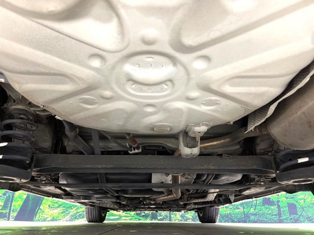 TOYOTA PRIUS ALPHA 2014 Image 31