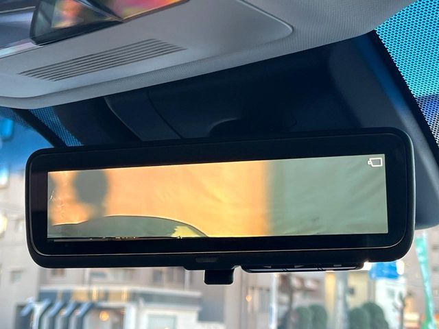 TOYOTA LEXUS ES300H 2019 Image 31