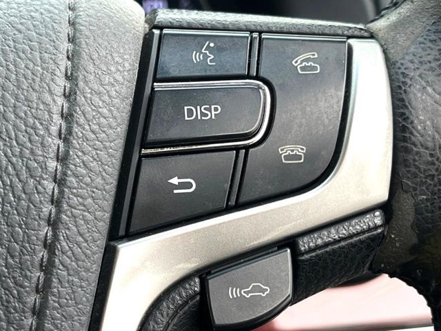 TOYOTA CROWN SEDAN HYBRID 2013 Image 31