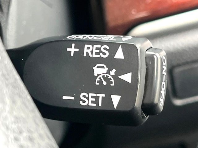 TOYOTA CROWN SEDAN HYBRID 2013 Image 31