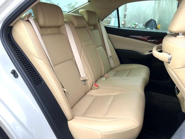 TOYOTA CROWN SEDAN HYBRID 2013 Image 31