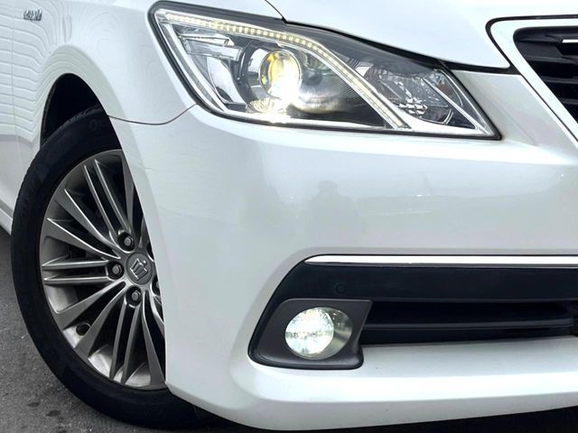 TOYOTA CROWN SEDAN HYBRID 2013 Image 31