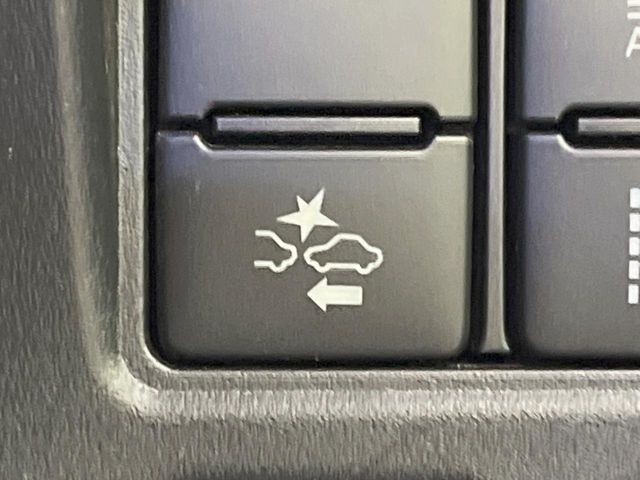 TOYOTA VOXY HYBRID 2020 Image 31