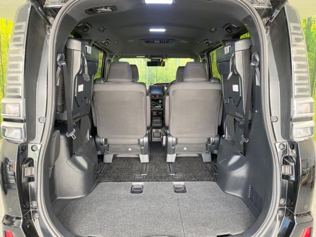 TOYOTA VOXY HYBRID 2020 Image 31