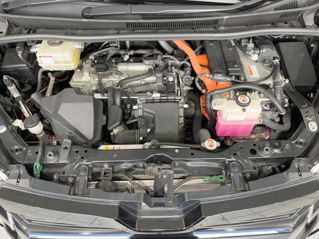 TOYOTA VOXY HYBRID 2020 Image 31