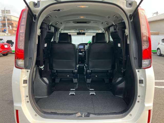 TOYOTA ESQUIRE HYBRID 2015 Image 31