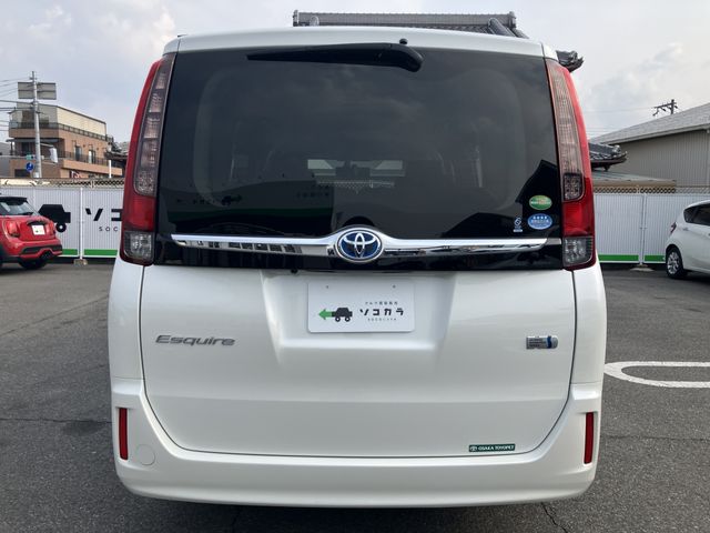 TOYOTA ESQUIRE HYBRID 2015 Image 31