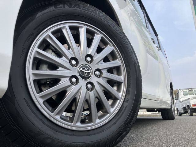 TOYOTA ESQUIRE HYBRID 2015 Image 31