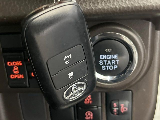 TOYOTA ROOMY 2021 Image 31