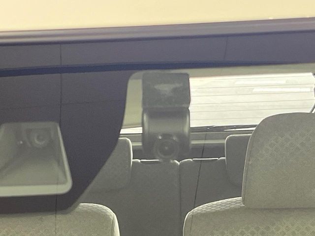 DAIHATSU TANTO 2024 Image 31