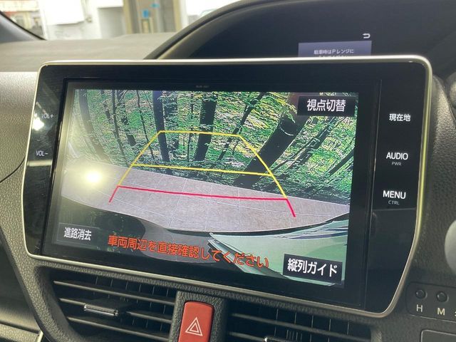 TOYOTA VOXY 2018 Image 31