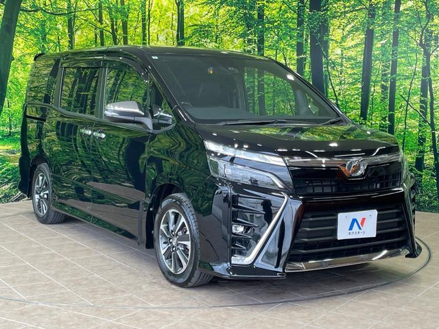 TOYOTA VOXY 2018 Image 31