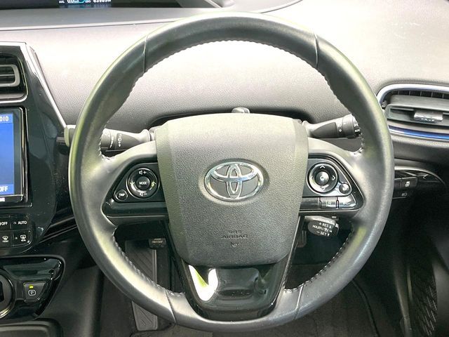 TOYOTA PRIUS 2019 Image 31