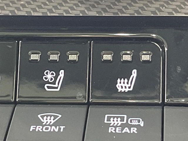 TOYOTA PRIUS 2024 Image 31