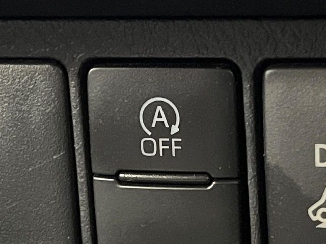 TOYOTA HILUX 4WD 2022 Image 31