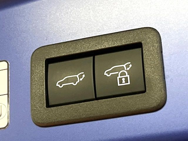 TOYOTA COROLLA CROSS HYBRID 2024 Image 31