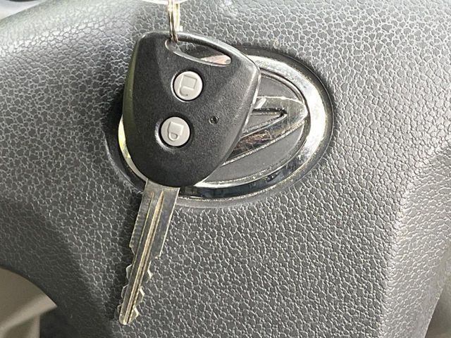 DAIHATSU MIRA E:S 2015 Image 31