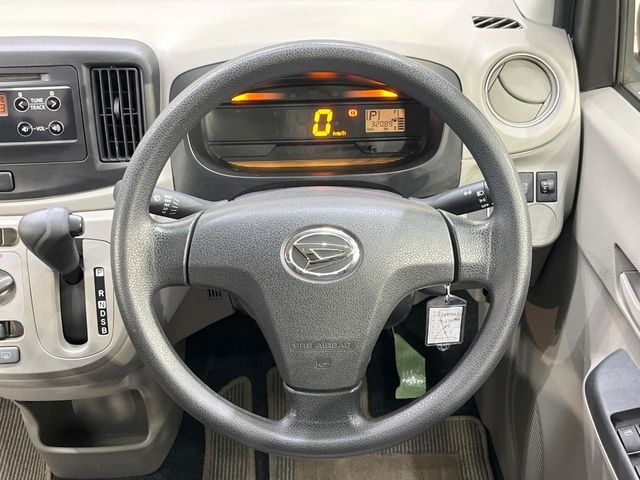 DAIHATSU MIRA E:S 2015 Image 31