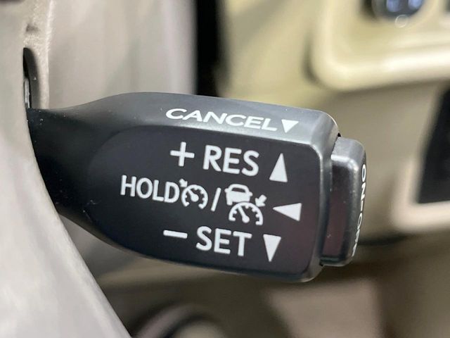 TOYOTA LANDCRUISER PRADO 2023 Image 31