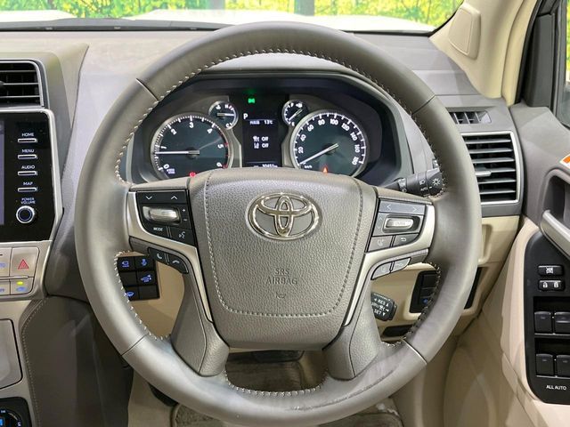 TOYOTA LANDCRUISER PRADO 2023 Image 31