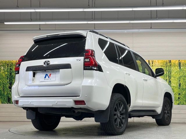TOYOTA LANDCRUISER PRADO 2023 Image 31