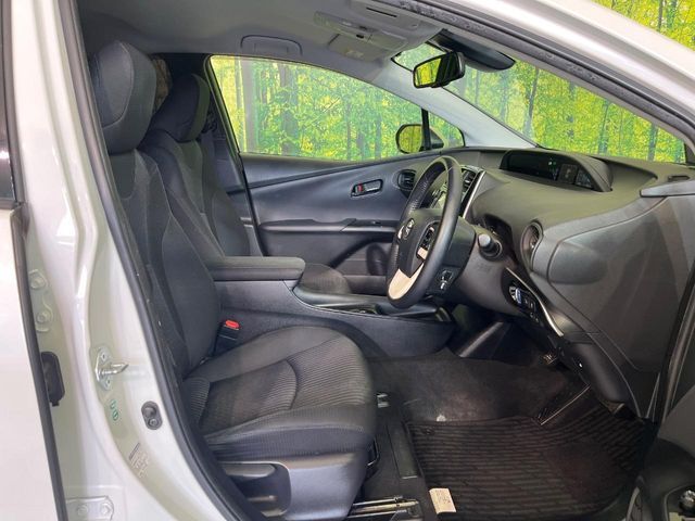 TOYOTA PRIUS 2018 Image 31