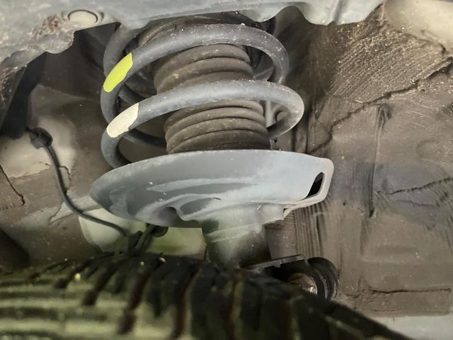 TOYOTA PRIUS 2018 Image 31