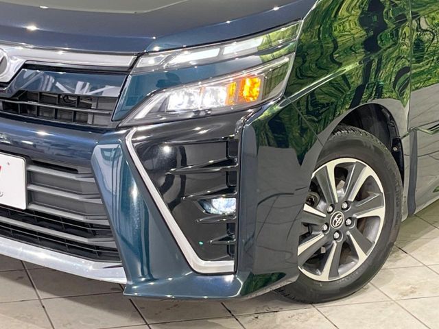 TOYOTA VOXY 4WD 2018 Image 31