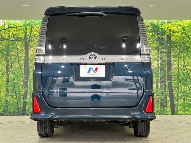 TOYOTA VOXY 4WD 2018 Image 31