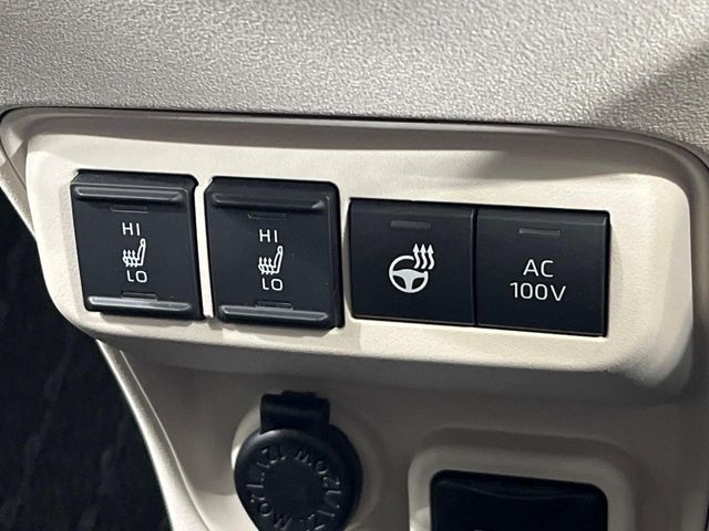 TOYOTA SIENTA HYBRID 2023 Image 31