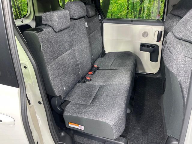 TOYOTA SIENTA HYBRID 2023 Image 31