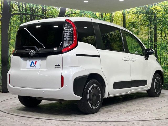 TOYOTA SIENTA HYBRID 2023 Image 31