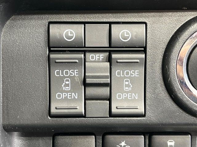 TOYOTA ROOMY 4WD 2021 Image 31