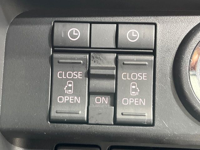 TOYOTA ROOMY 4WD 2023 Image 31