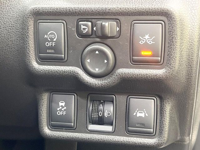 NISSAN NOTE 2014 Image 31