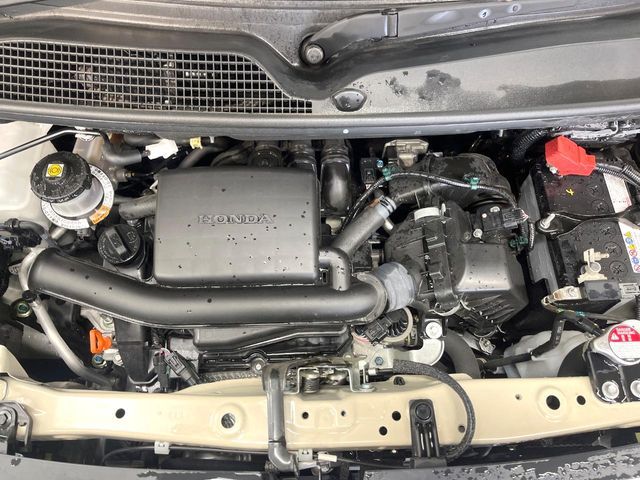 HONDA N BOX 2022 Image 31