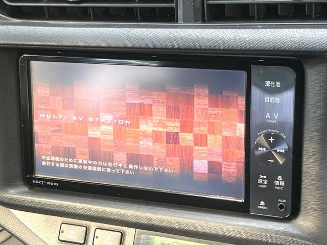 TOYOTA AQUA 2012 Image 31