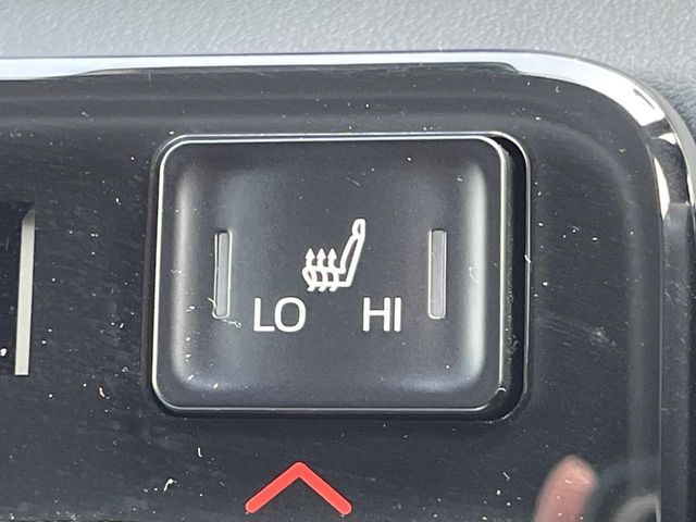 TOYOTA VOXY HYBRID 2022 Image 31