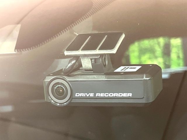 NISSAN NOTE 2017 Image 31