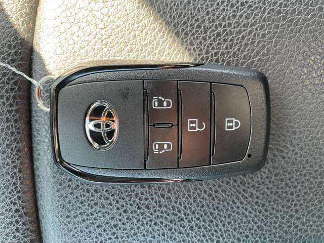 TOYOTA VOXY 2023 Image 31