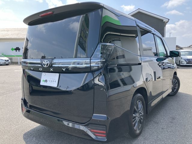 TOYOTA VOXY 2023 Image 31