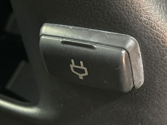 NISSAN CARAVAN VAN 2WD 2022 Image 31