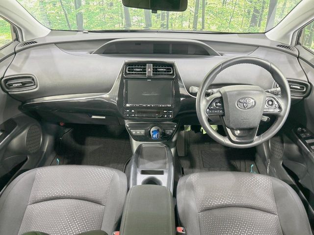 TOYOTA PRIUS 2019 Image 31
