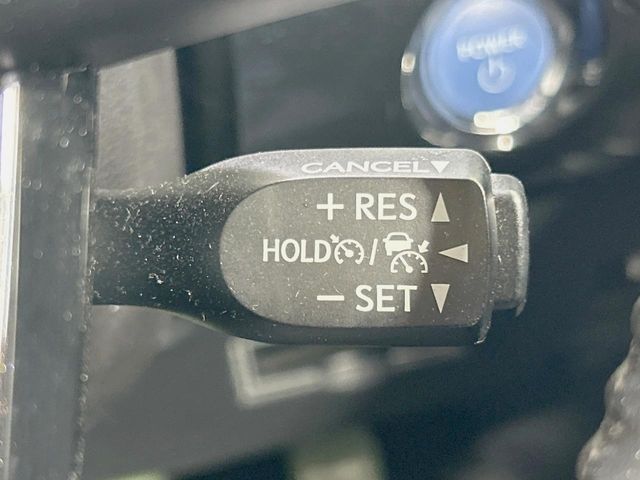 TOYOTA PRIUS 2019 Image 31