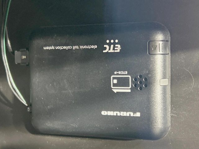 TOYOTA PRIUS 2019 Image 31