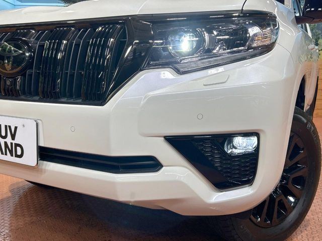 TOYOTA LANDCRUISER PRADO 2022 Image 31