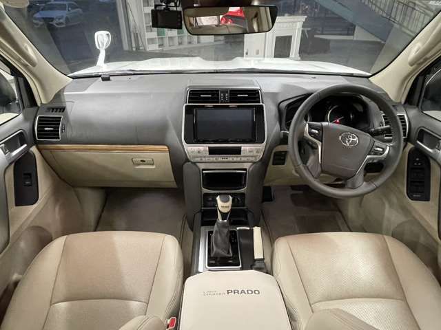 TOYOTA LANDCRUISER PRADO 2019 Image 31